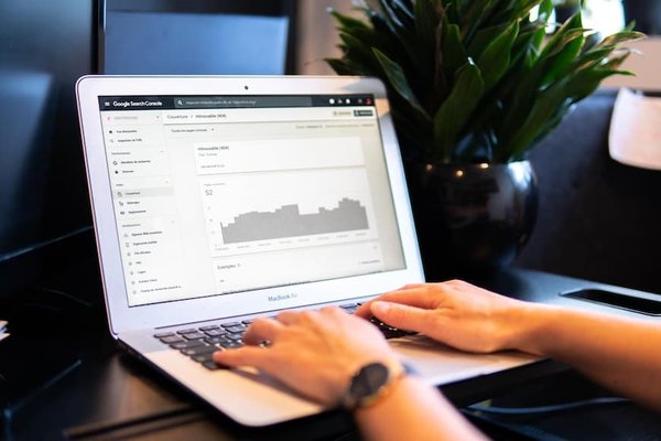 3 avantages d'une agence spécialisée en SEO pour un site d'entreprise