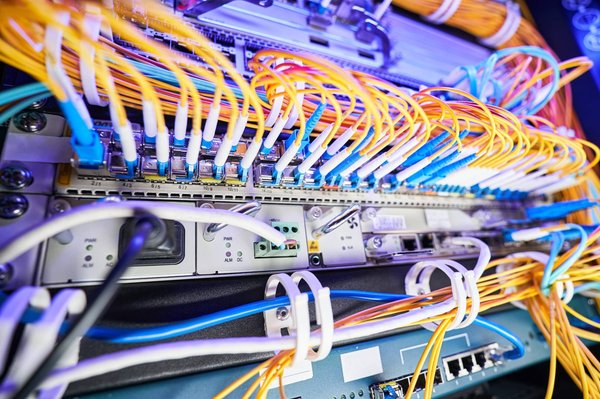 Comment bien faire son cable management ?