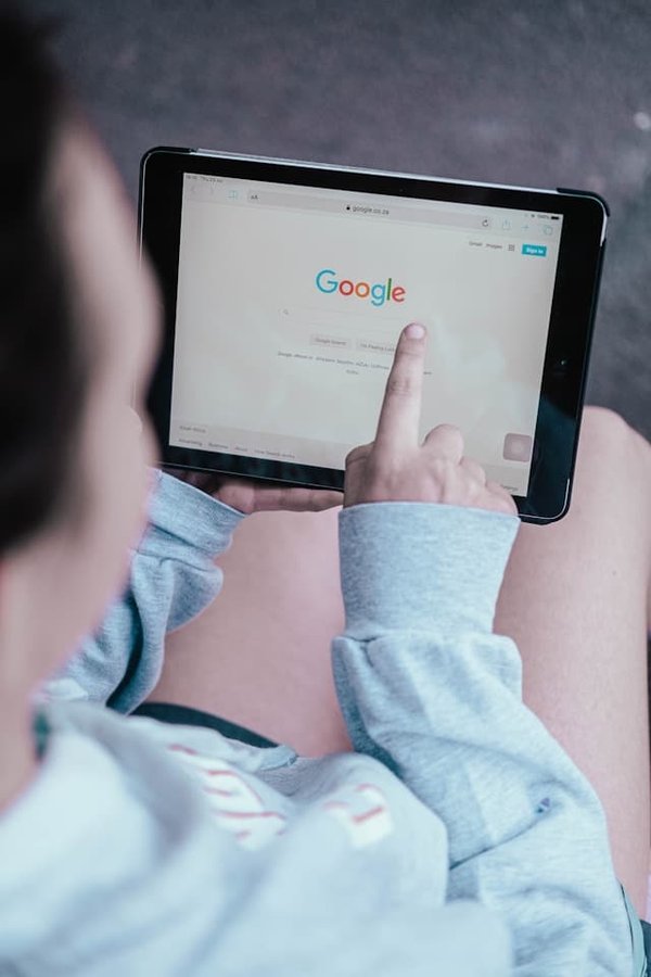 Quels sont les meilleurs outils pour gérer vos mots de passe de manière sécurisée sur un smartphone ?